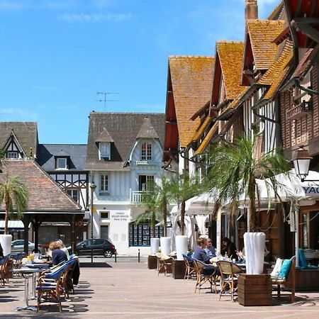 Les Marinas Port Deauville Exterior photo